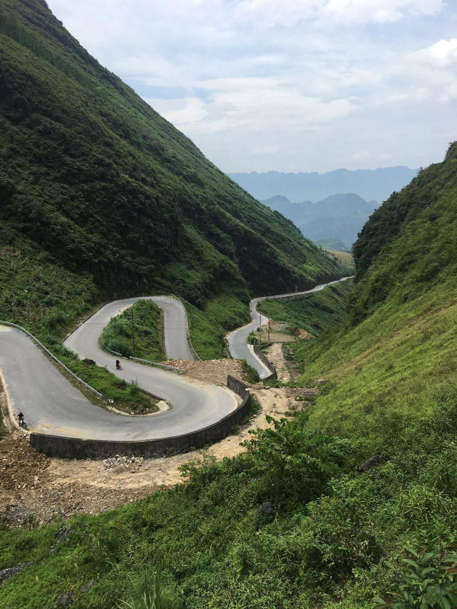/fm/Files//Pictures/Ido Uploads(1)/Asia/Vietnam/Ha Giang/Ha Giang - Horse Pass Mountain Road - NS - V.jpg